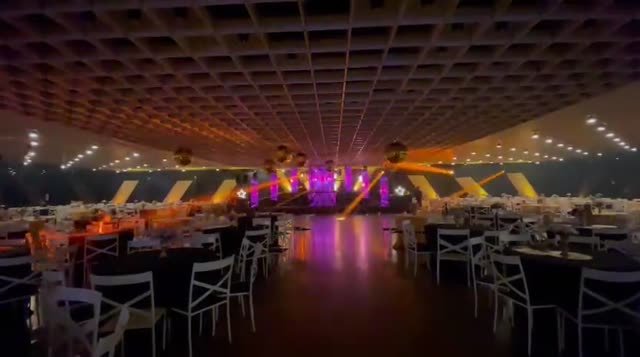 Iluminação do salão de eventos